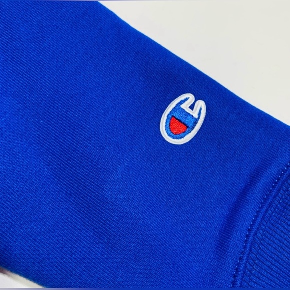 Champion size small kids 8/12years sweater - Picture 2 of 3